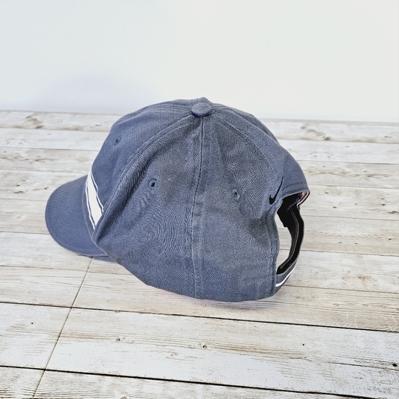 Nike Golf Hat - Picture 7 of 7